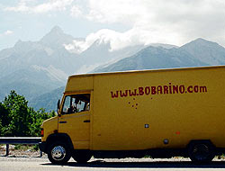 Bobarino on tour